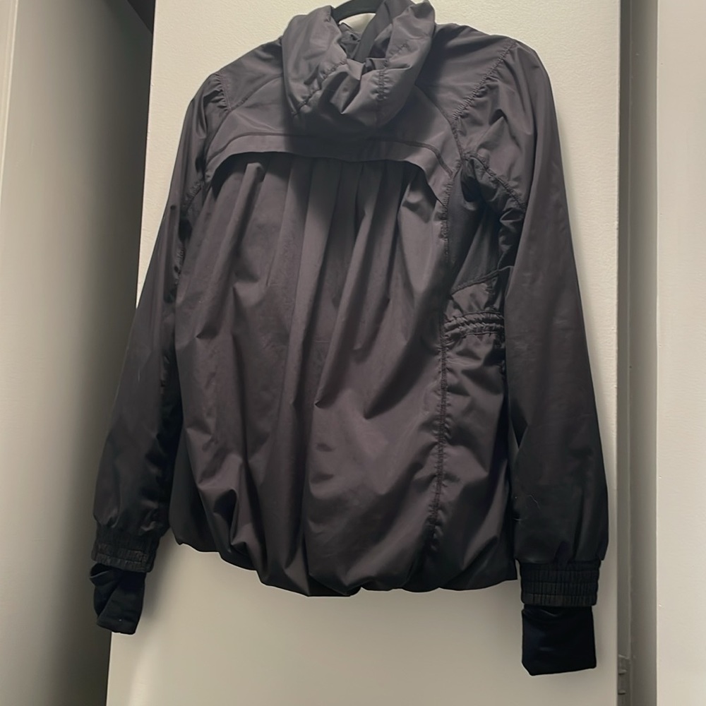 Lululemon rain jacket - Picture 2 of 4